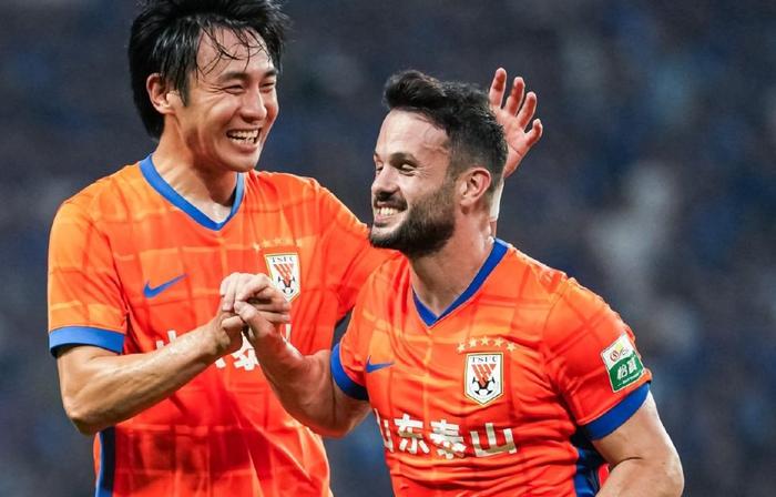 九游体育-中超神锋天神下凡：2场狂轰7球，灌国安4球，灌申花3球